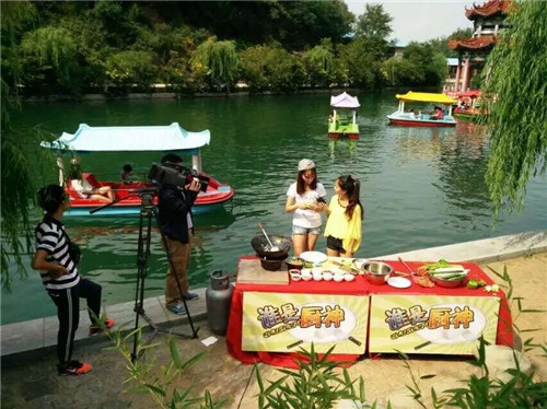 齐鲁电视台之《谁是厨神》栏目走进三王峪之月湖擂台赛